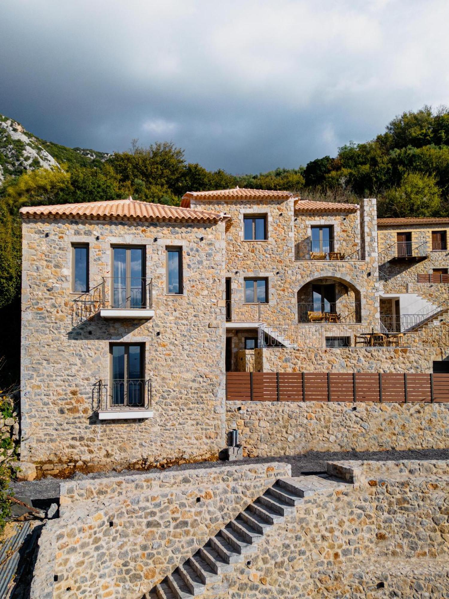 Villa Orithyia Prime Living